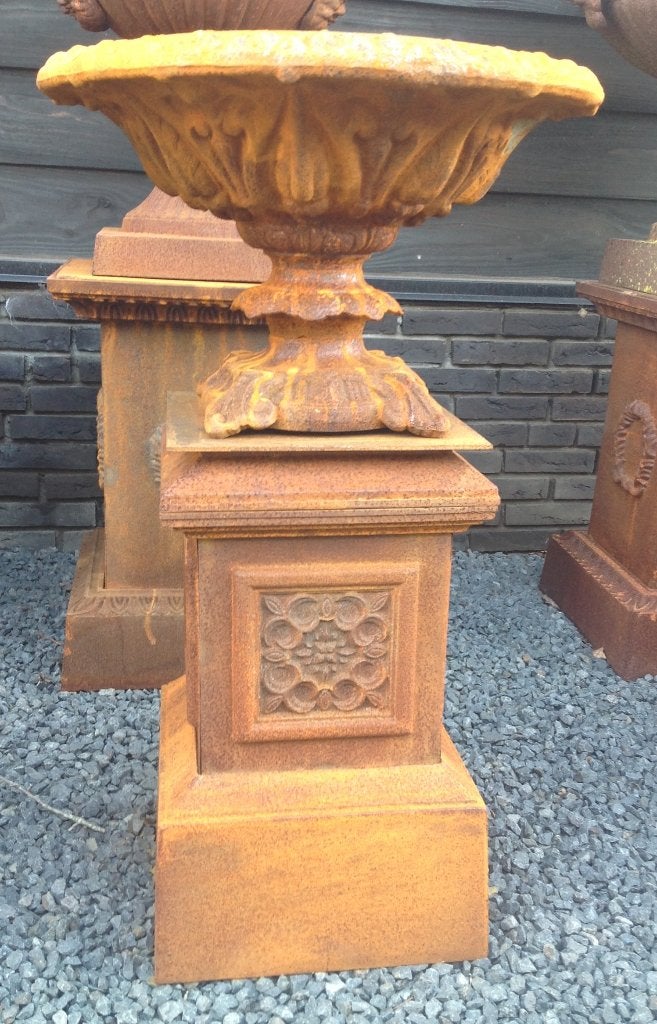 Gietijzeren pot en sokkel - nieuw - 88 cm hoog, Ophalen, 40 cm of meer, Rond, Nieuw