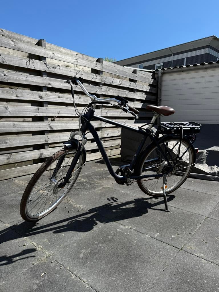Elektrische stadsfiets Elops 900 hoog frame marineblauw, Minder dan 10 versnellingen, Gebruikt, 65 cm of meer, Ophalen