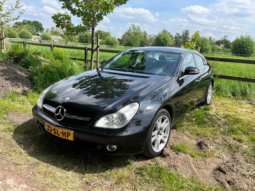 Mercedes-Benz CLS 3.5 Cls350 AUT 2006 Zwart, Auto's, Mercedes-Benz, Automaat, Achterwielaandrijving, Zwart, 4 stoelen