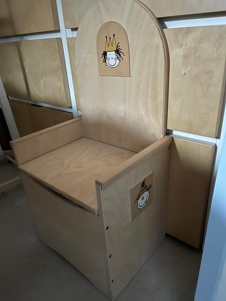 Opbergstoel met klep JANBIBEJAN, Kinderen en Baby's, Kinderkamer | Inrichting en Decoratie, Ophalen, Zo goed als nieuw
