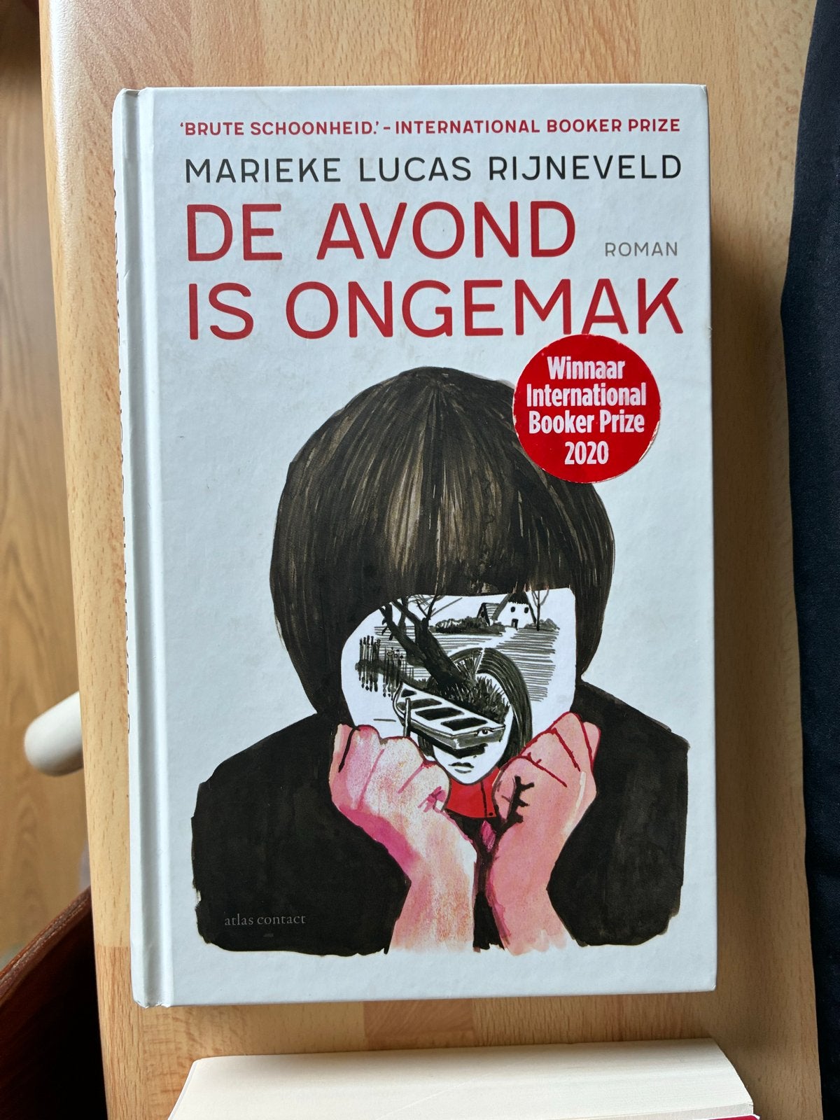 De Avond Is Ongemak - Marieke Lucas Rijneveld, hardcover, Ophalen of Verzenden, Zo goed als nieuw, Nederland
