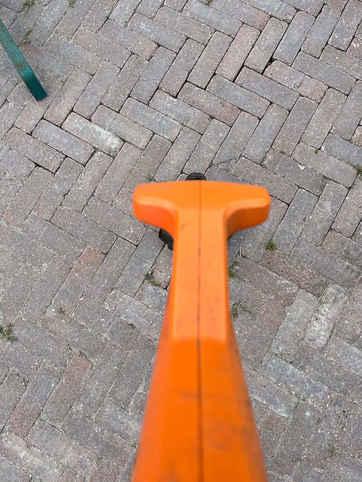 Black+Decker Grastrimmer ST182320 H4 - Accu, Ophalen, Gebruikt, 10 tot 30 cm, Accu