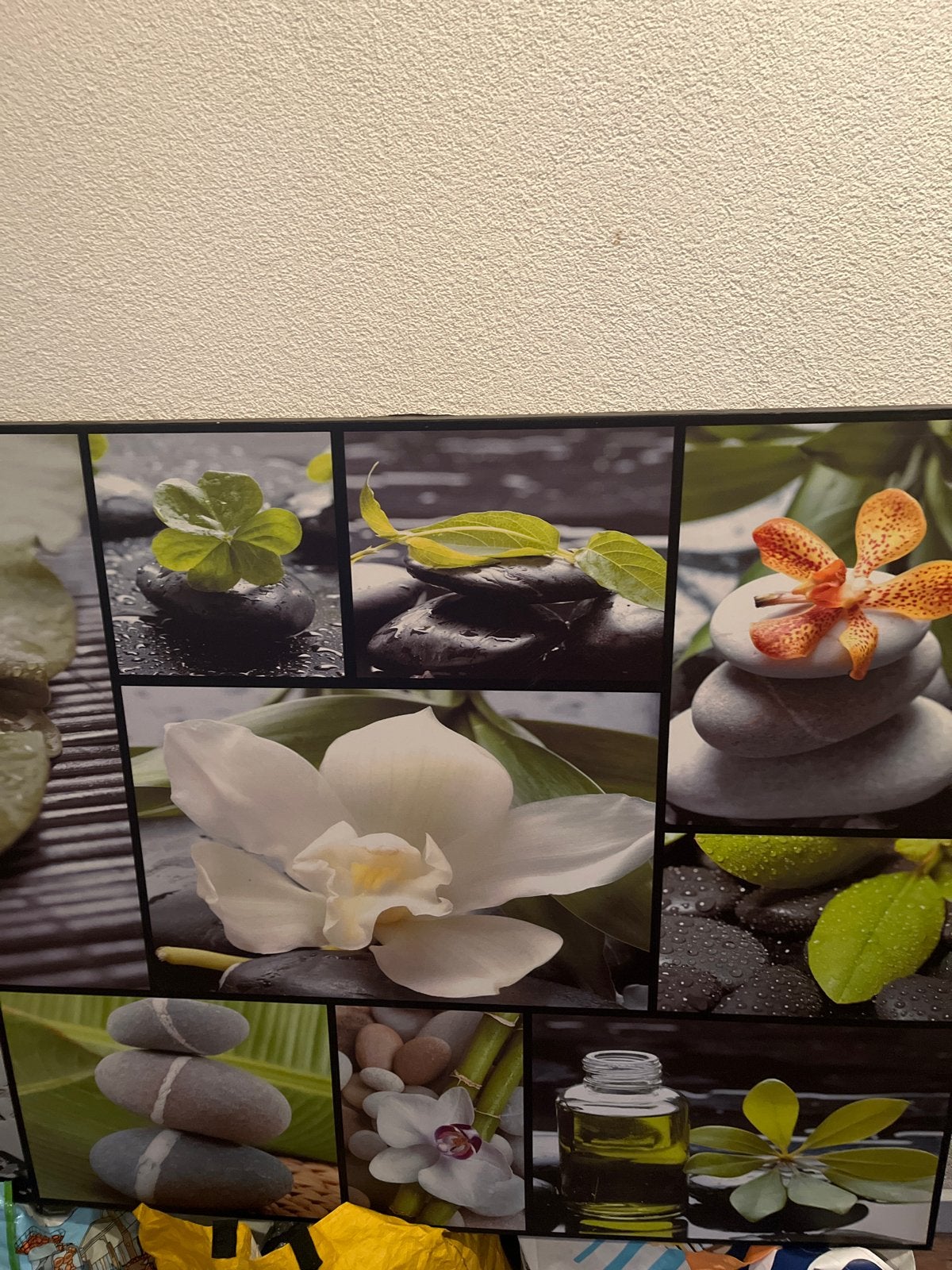 Schilderij met Zen-thema: Bloemen en stenen, Ophalen, 125 cm of meer, Zo goed als nieuw, Schilderij