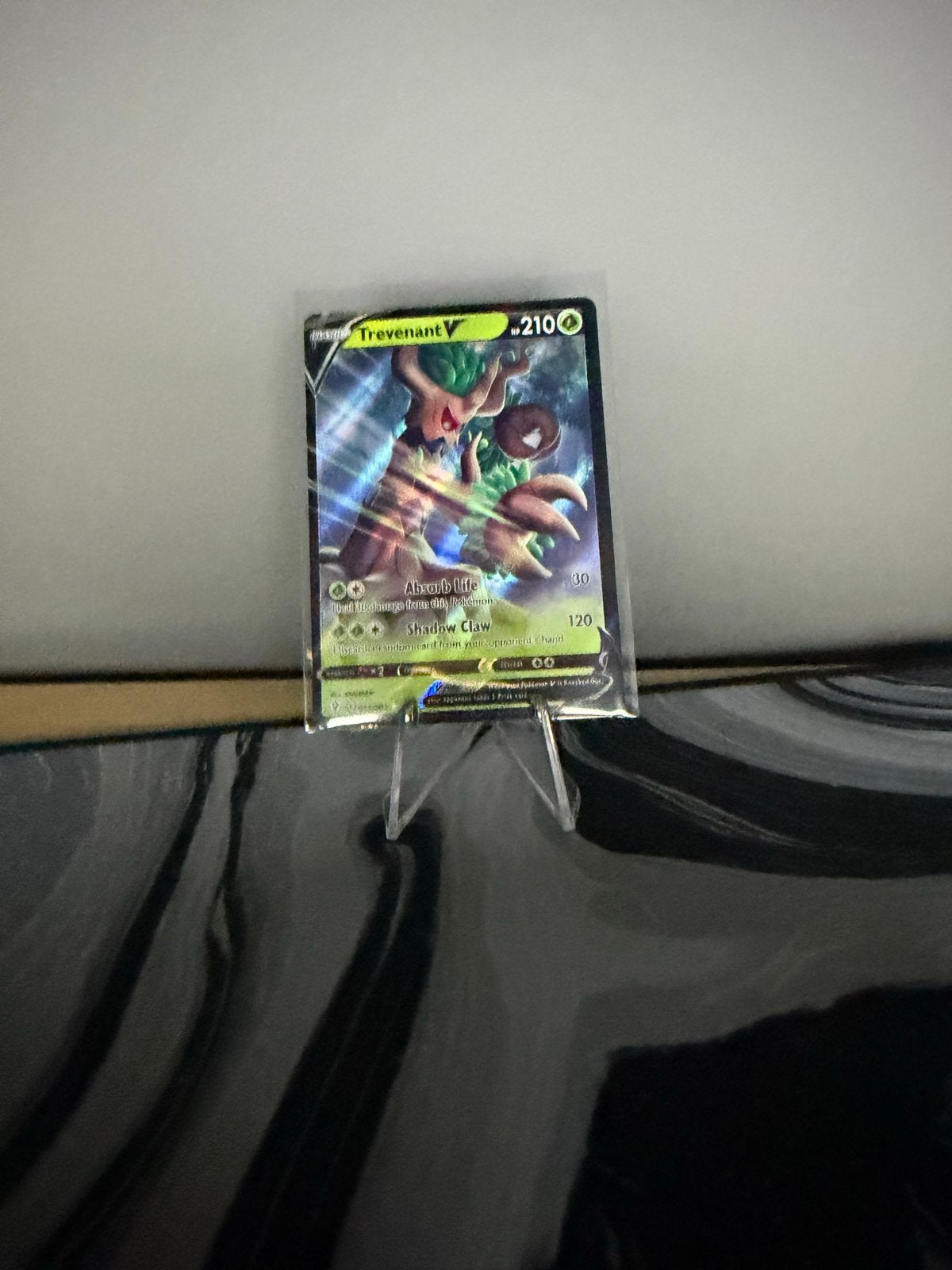 Pokémon Kaart Trevenant V (210 HP) - Zo goed als nieuw, Ophalen of Verzenden, Zo goed als nieuw, Losse kaart, Foil