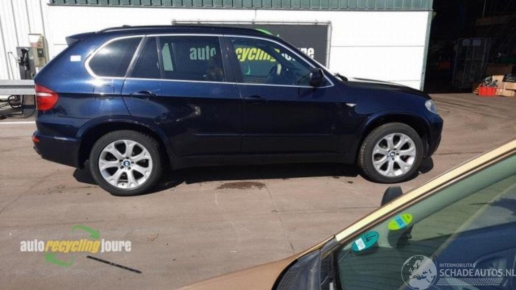 BMW X5 X5 (E70), SUV, 2006 / 2013 3.0sd 24V, Bayerische Motoren Werke AG, Kundenbetreuung@bmw.de, Petuelring 130 ,80809, München, Deutschland
