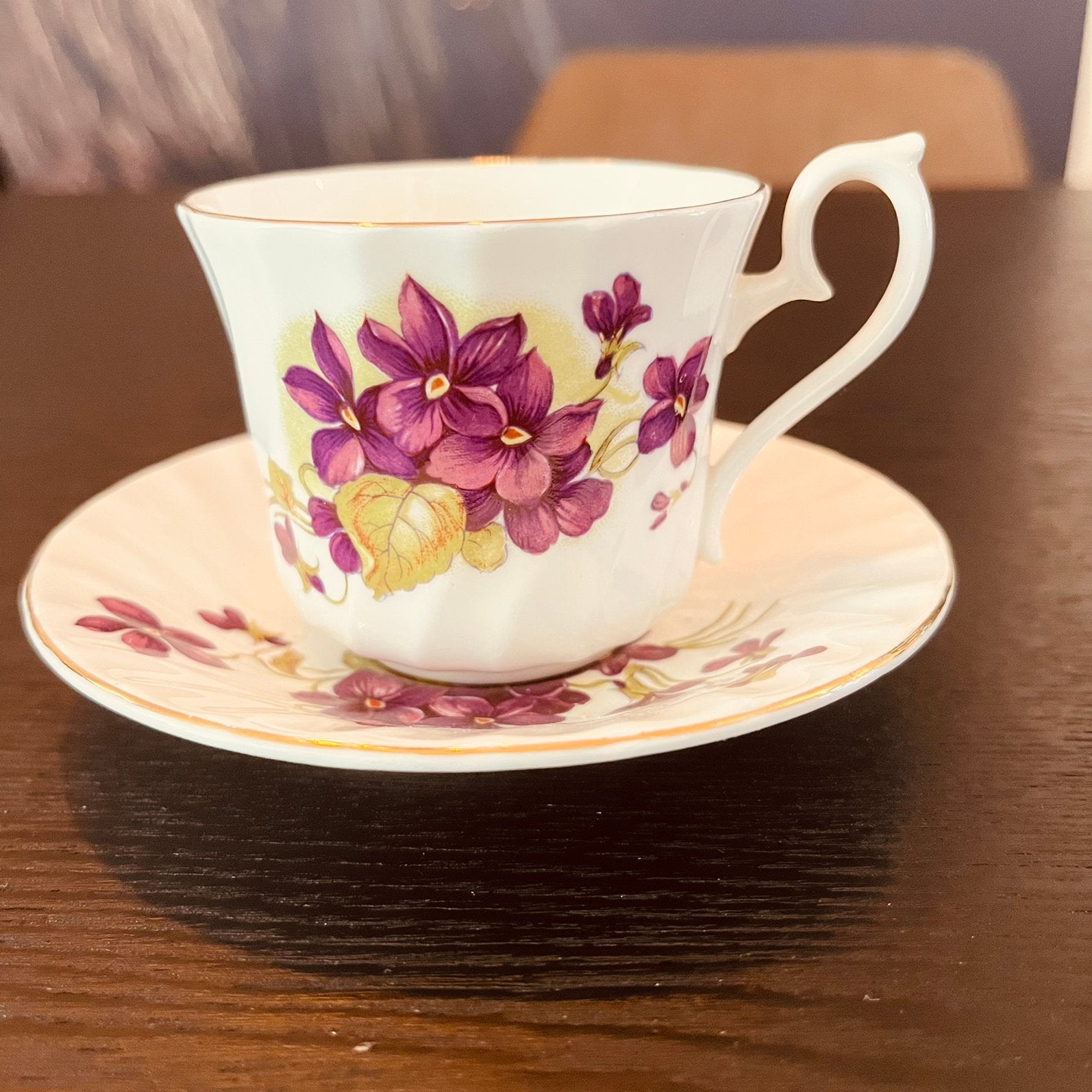 Vintage Royal Kendal Staffordshire England kop en schotel, Ophalen of Verzenden