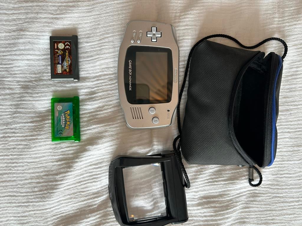 OOK IN DELEN TEKOOPGame Boy Advance Pokémon Emerald/Medabots, Gebruikt, Verzenden, 1 speler, Role Playing Game (Rpg)