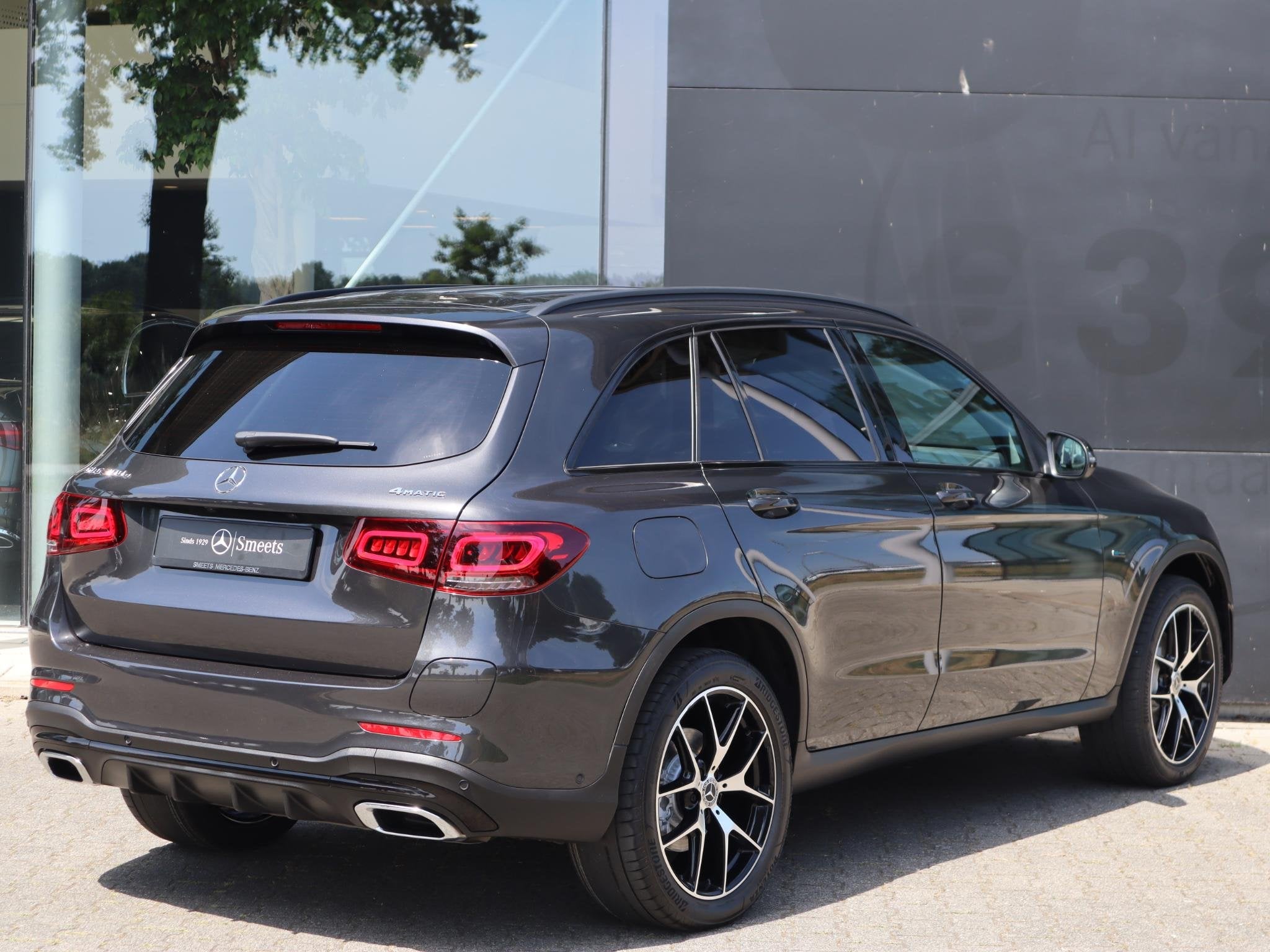 Mercedes-Benz GLC-klasse 300e 4MATIC Business Solution AMG l, Auto's, 14 kWh, Gebruikt, 4 cilinders, Vierwielaandrijving