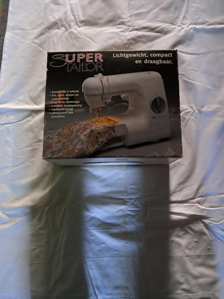 naaimachine lichtgewicht, Witgoed en Apparatuur, Overige Witgoed en Apparatuur, Nieuw, Ophalen of Verzenden