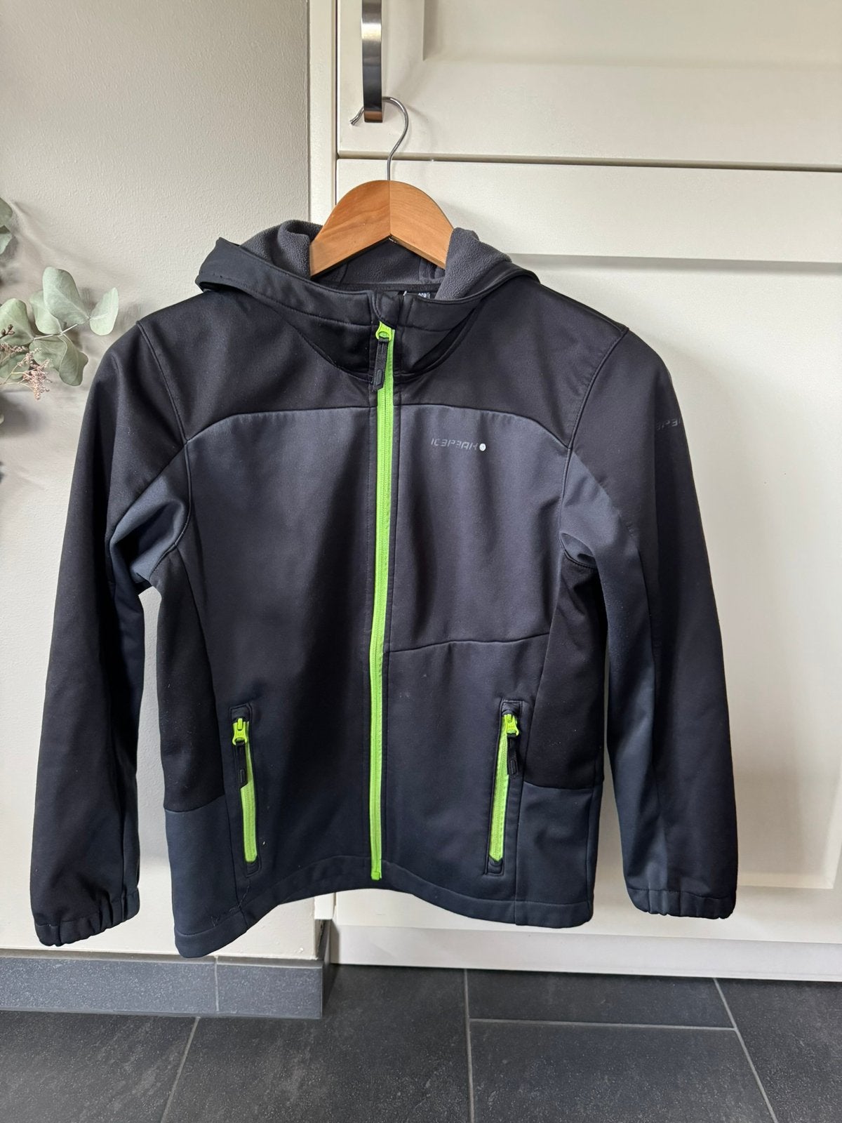 Icepeak zomerjas mt 152 zwart/groen softshell, Ophalen of Verzenden, Zo goed als nieuw, Jongen, Jas