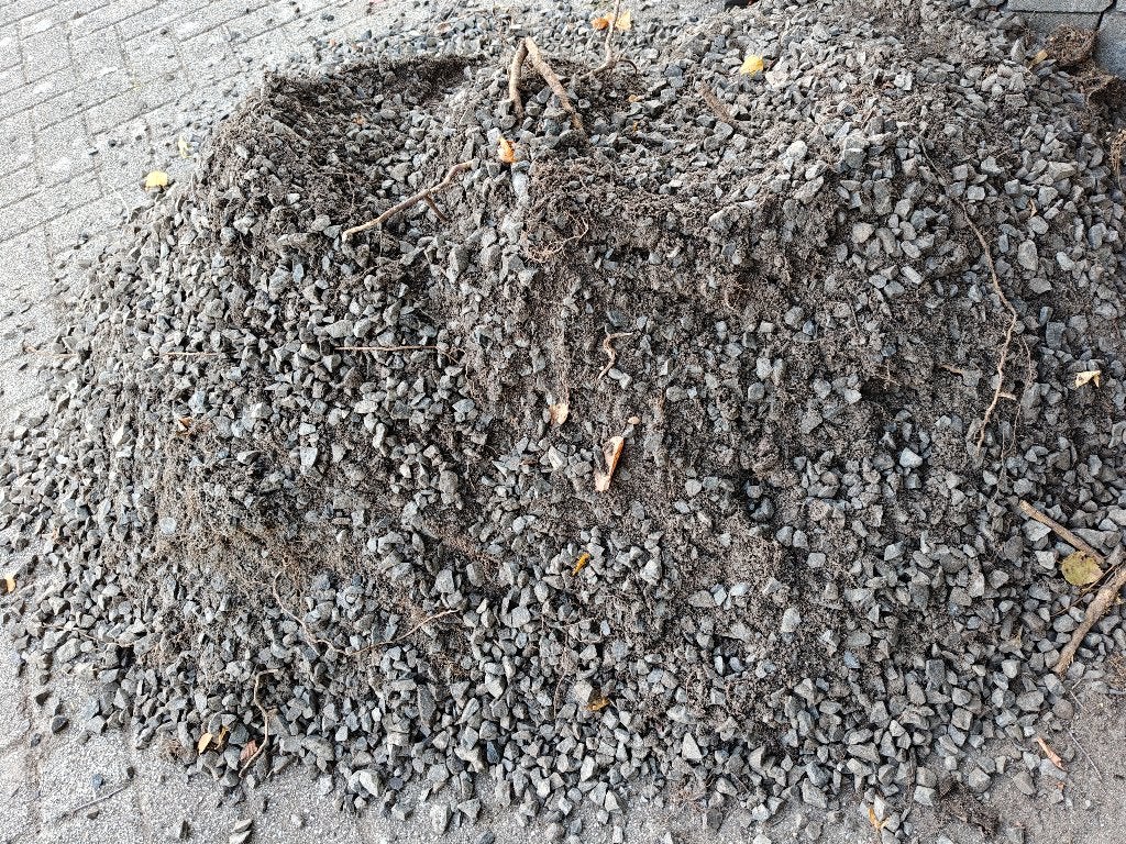 Antraciet grind/split voor tuin of oprit, Ophalen, Overige materialen, Gebruikt, Kei