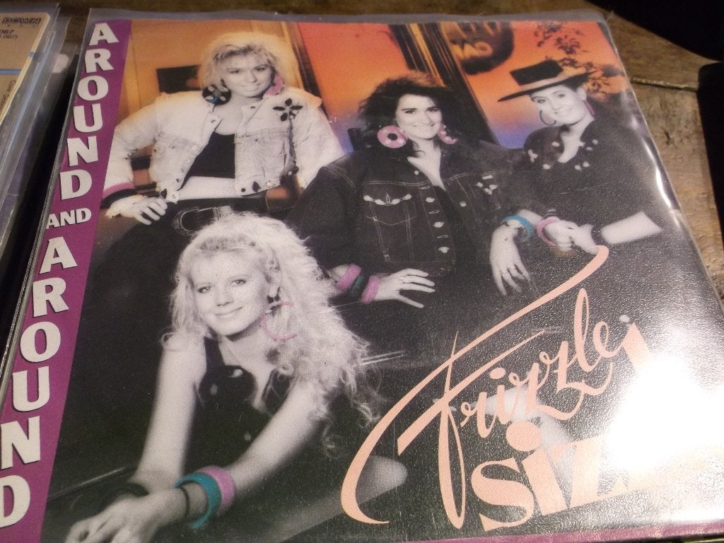 frizzle sizzle Around and around 229, Ophalen of Verzenden, Gebruikt, 7 inch, Pop