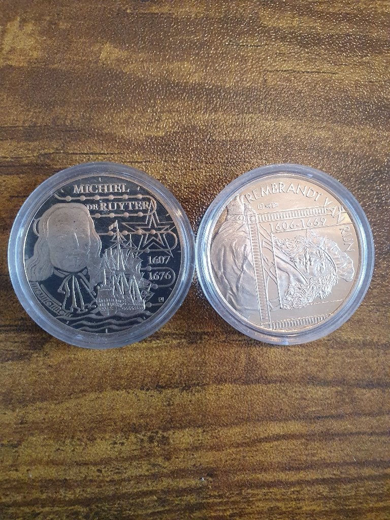 2 Penningen Rembrandt van Rijn en Michiel de Ruyter capsules, Postzegels en Munten, Penningen en Medailles, Ophalen of Verzenden