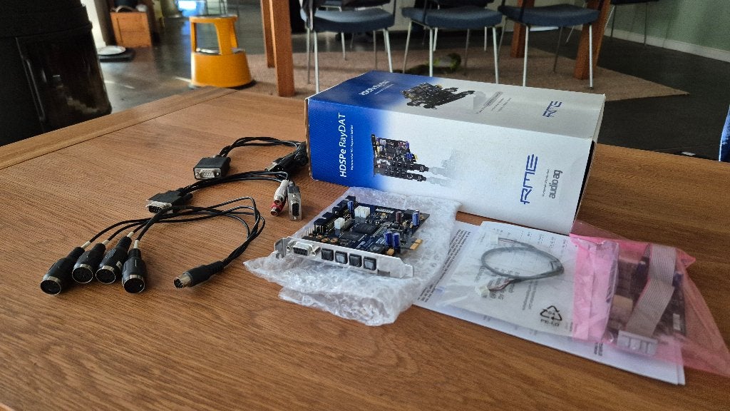 RME HDSPe RayDAT - Professionele PCIe Audio Interface, Ophalen of Verzenden, Zo goed als nieuw, Audio