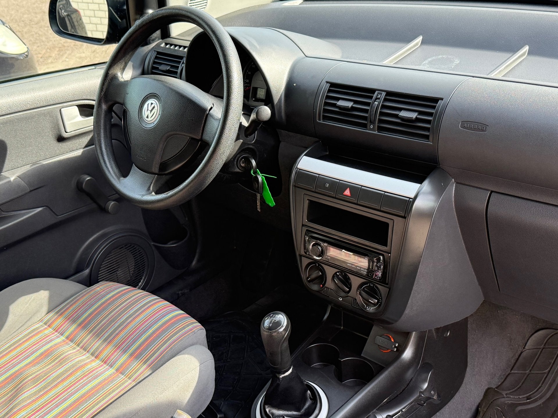 Volkswagen Fox 1.2 Trendline Nieuwe Apk, Auto's, Voorwielaandrijving, ABS, 969 kg, 4 stoelen