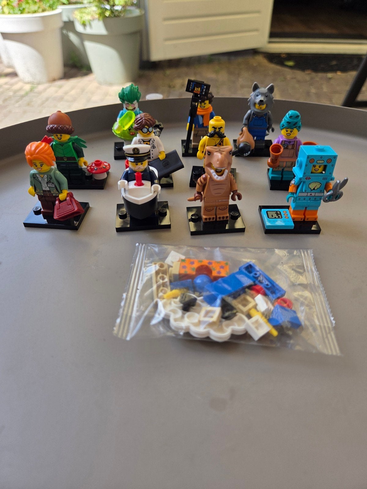 12 Lego collectible minifigures verschillende series (1), Lego, Ophalen of Verzenden, Zo goed als nieuw, Minifiguren serie