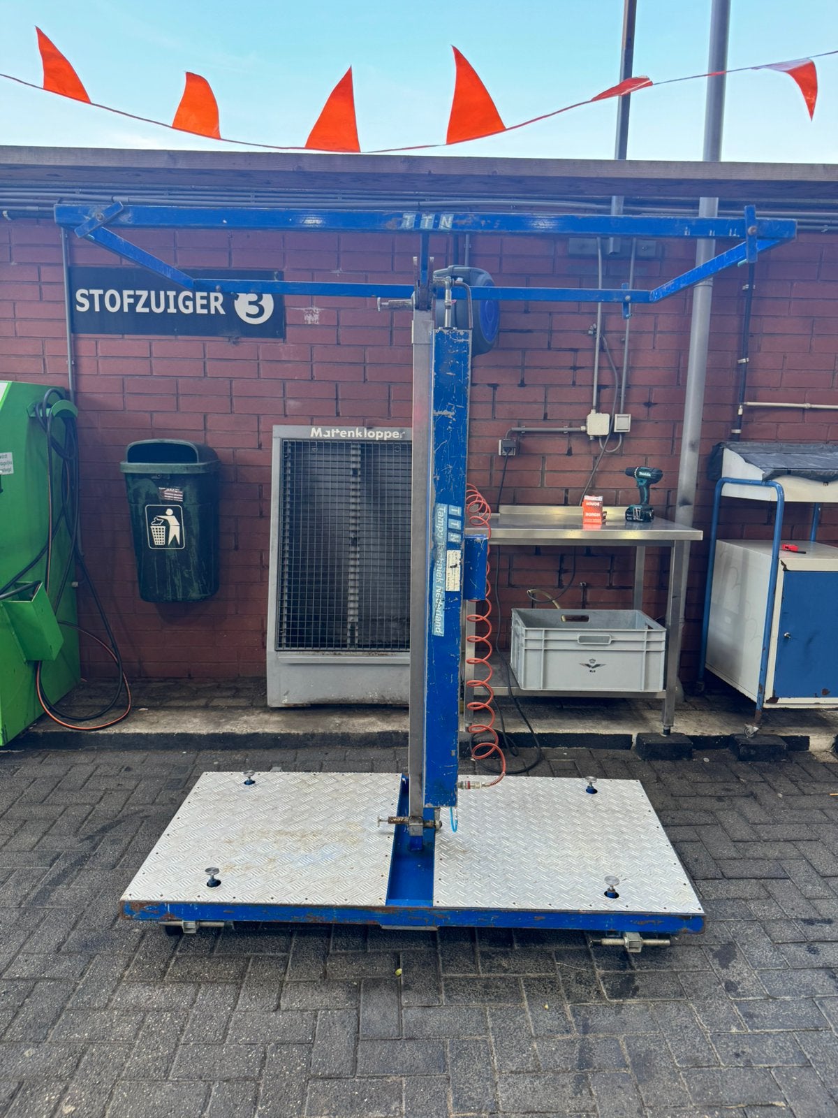 Pneumatische gipsplatenlift op perslucht/compressor, Ophalen