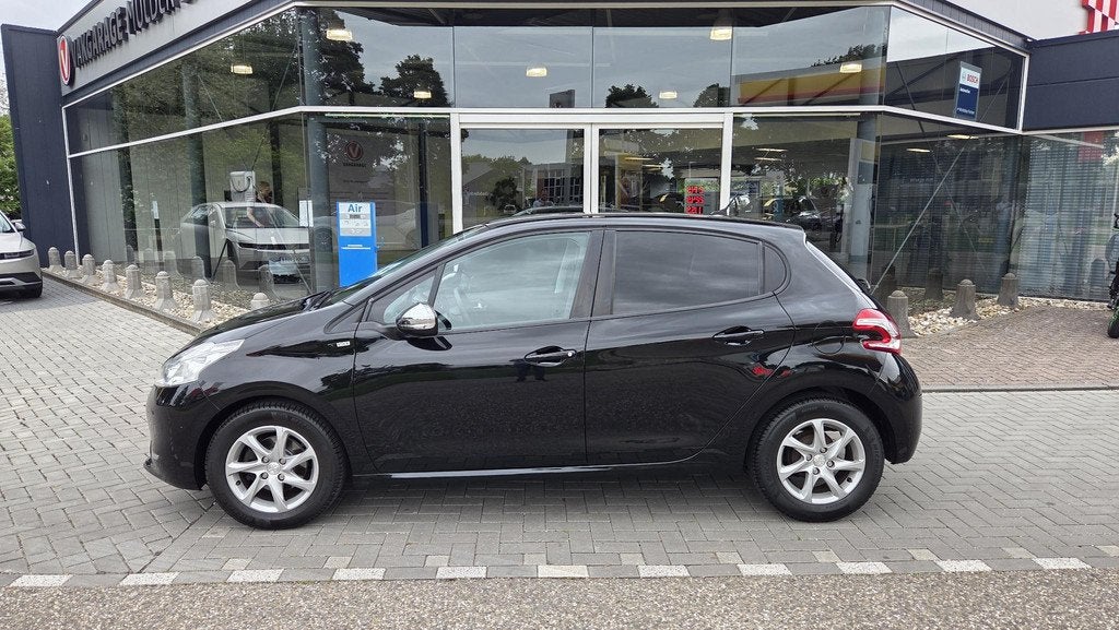 Peugeot 208 1.2 VTi Style, Voorwielaandrijving, Euro 5, Stof, Gebruikt