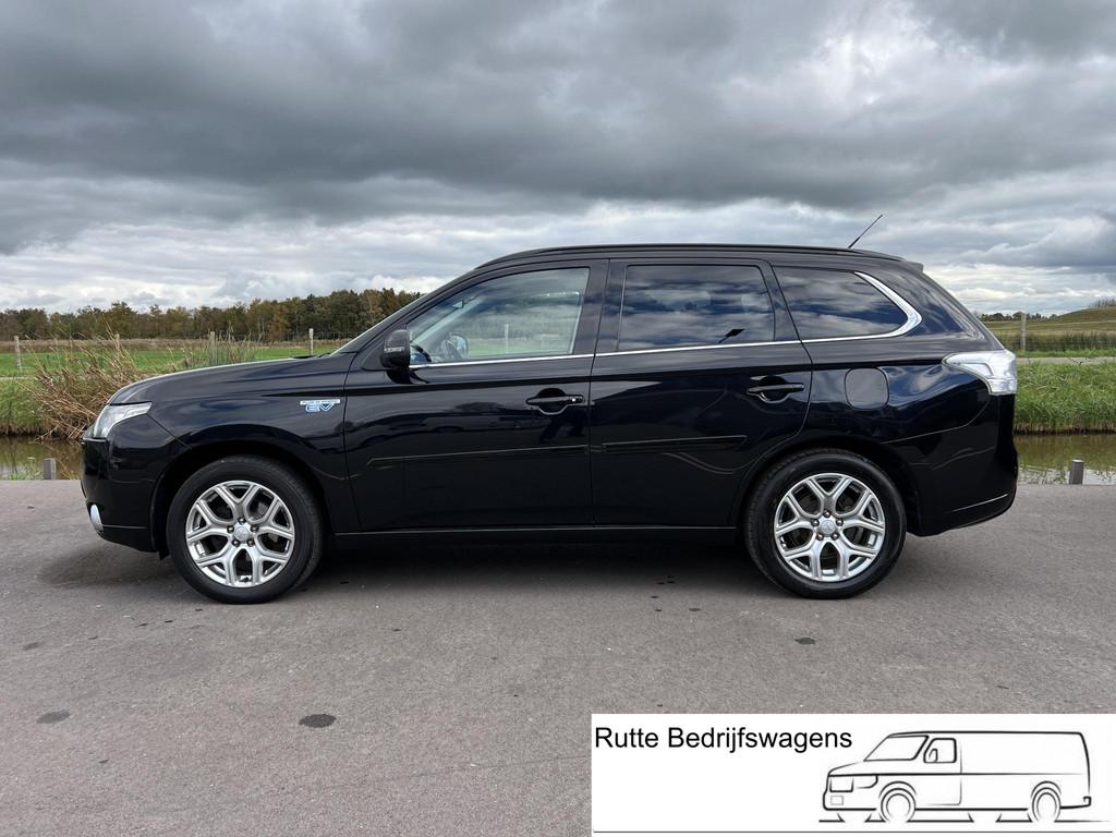 Mitsubishi Outlander 2.0 PHEV Instyle+ 1e eigenaar dealer on, 1998 cc, Euro 6, 4 cilinders, Zwart
