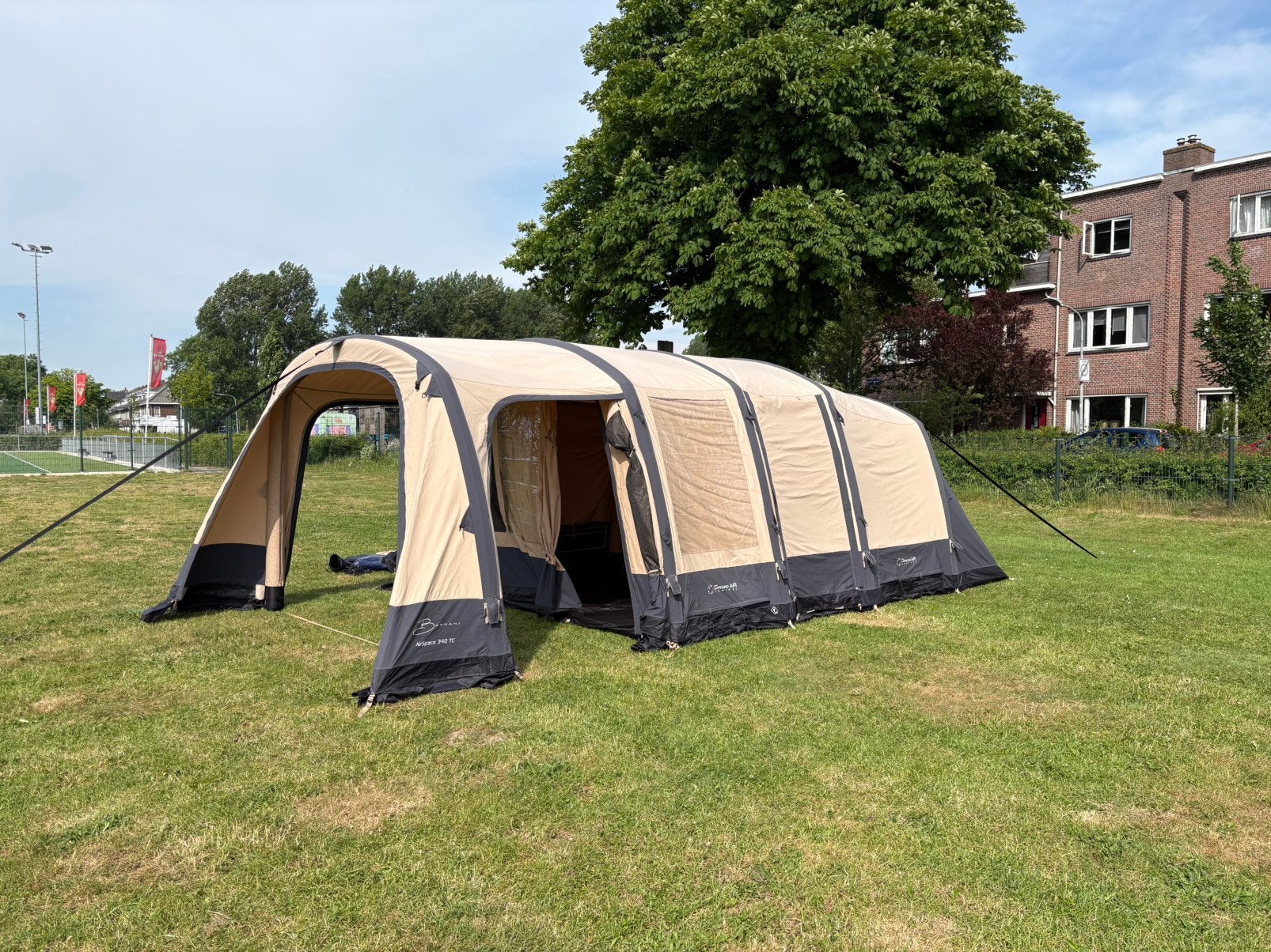 Bardani Airspace 340 TC Opblaasbare Tunneltent, Ophalen, Zo goed als nieuw, Tot en met 4