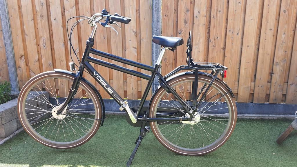 Vogue Elite jongensfiets 28 inch met tassenrek, Versnellingen, Zo goed als nieuw, Schijfrem, Ophalen