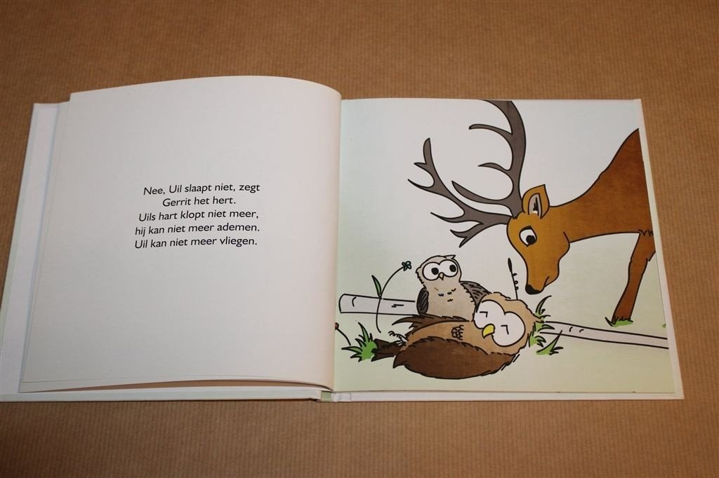 Uil Is Dood — Prentenboek over Dood en Verlies, 3-6 Jaar, Boeken, Ophalen of Verzenden, Gelezen