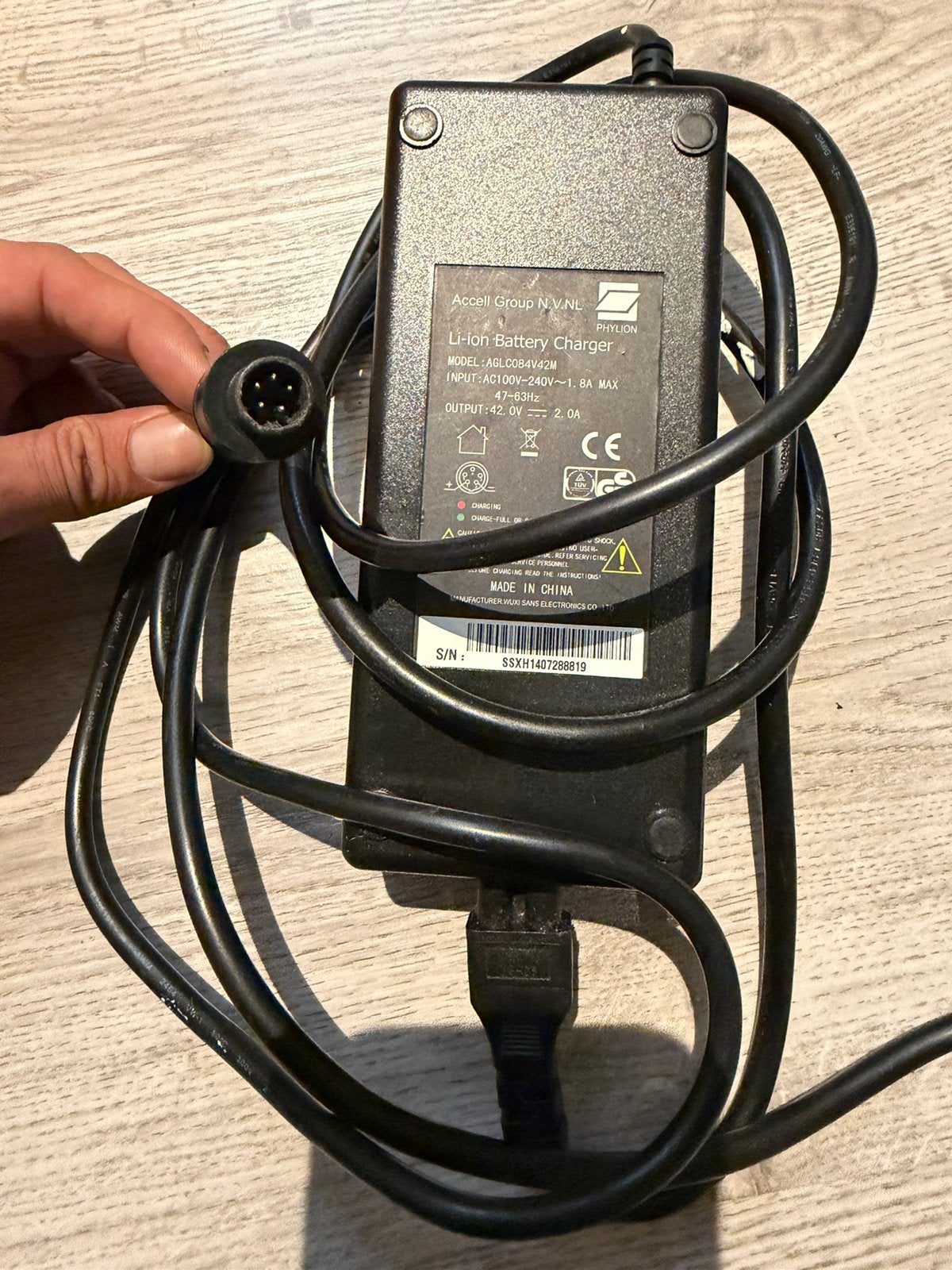 Oplader 5 pins, Ophalen, Zo goed als nieuw