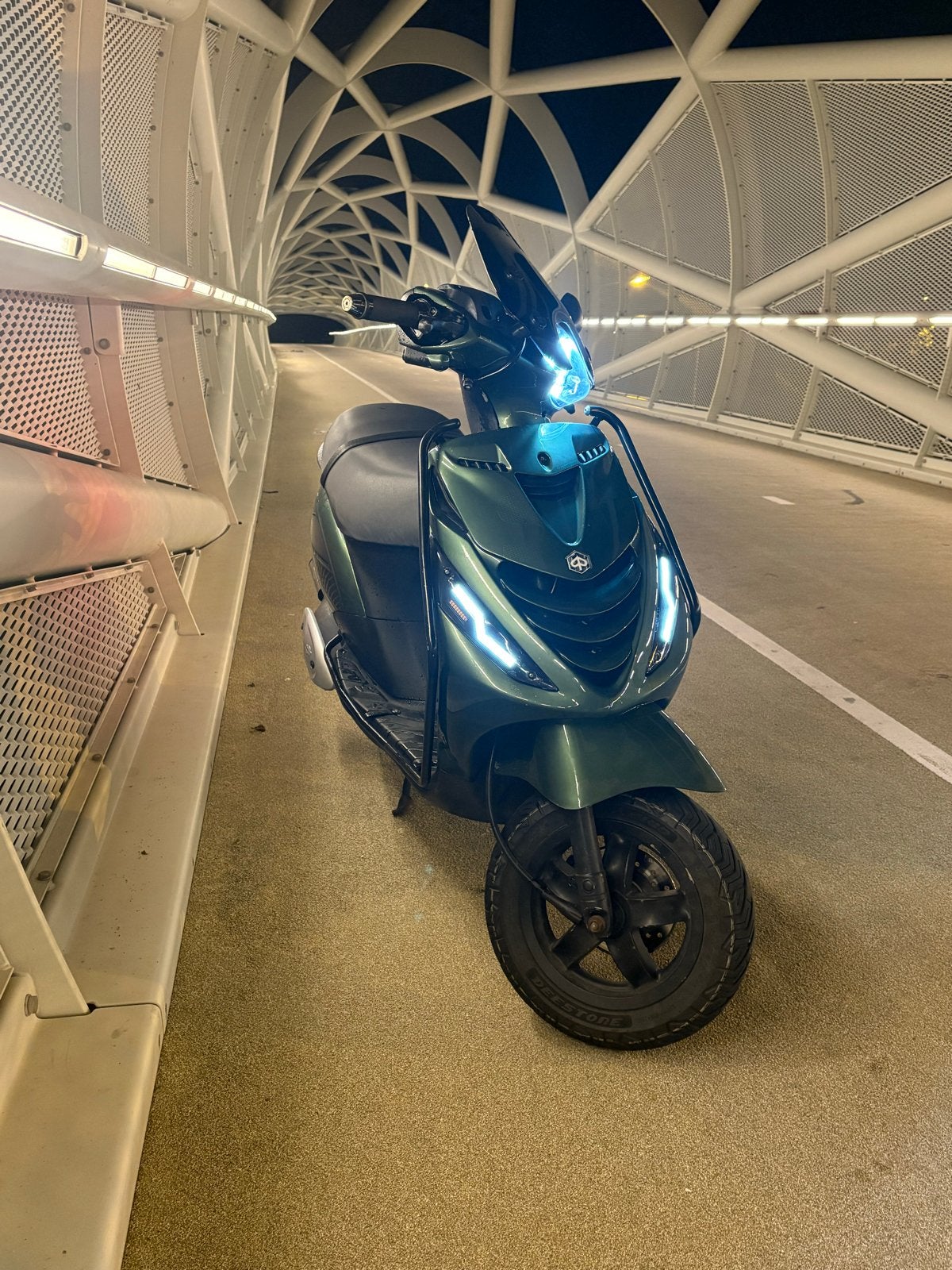 Piaggio Zip Scooter - Groen, Zo goed als nieuw, 2 takt, Fietsen en Brommers, Ophalen, Maximaal 45 km/u, Zo goed als nieuw, Benzine