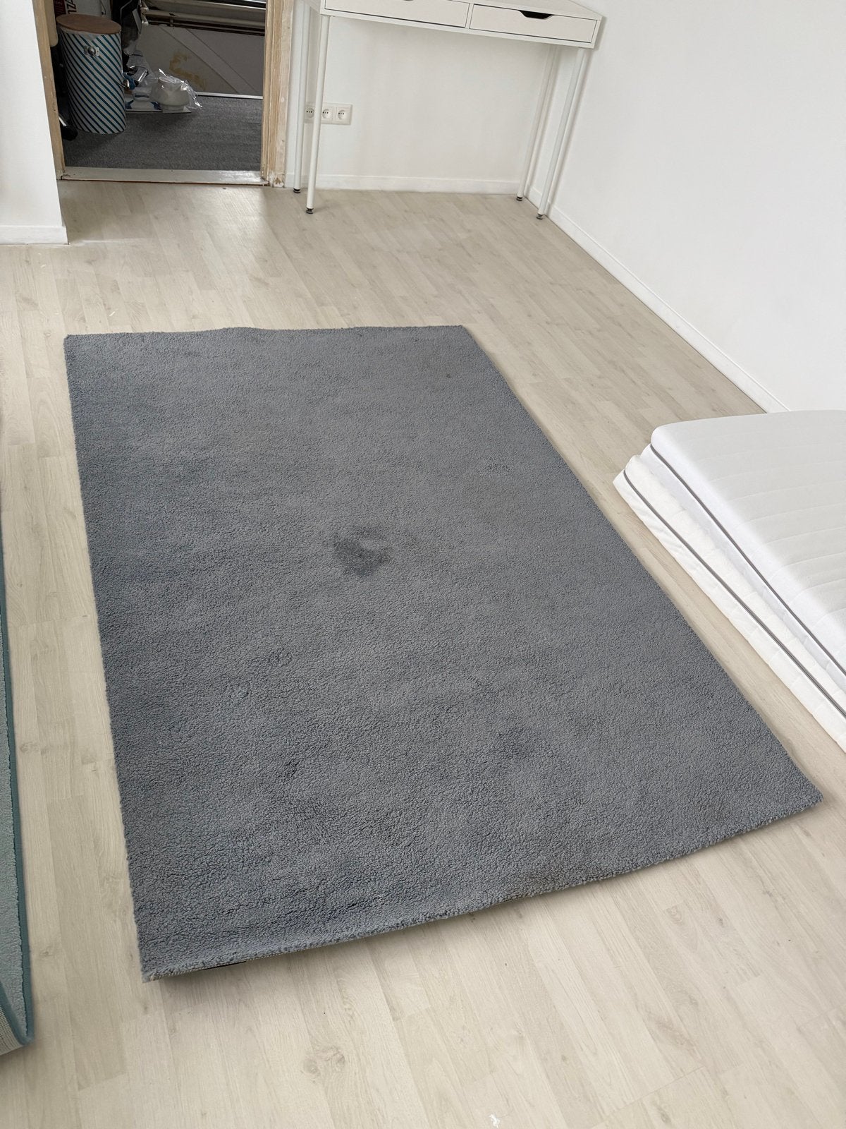IKEA STOENSE Vloerkleed Grijs - Met imperfecties, Ophalen, Gebruikt, 100 tot 150 cm, 150 tot 200 cm