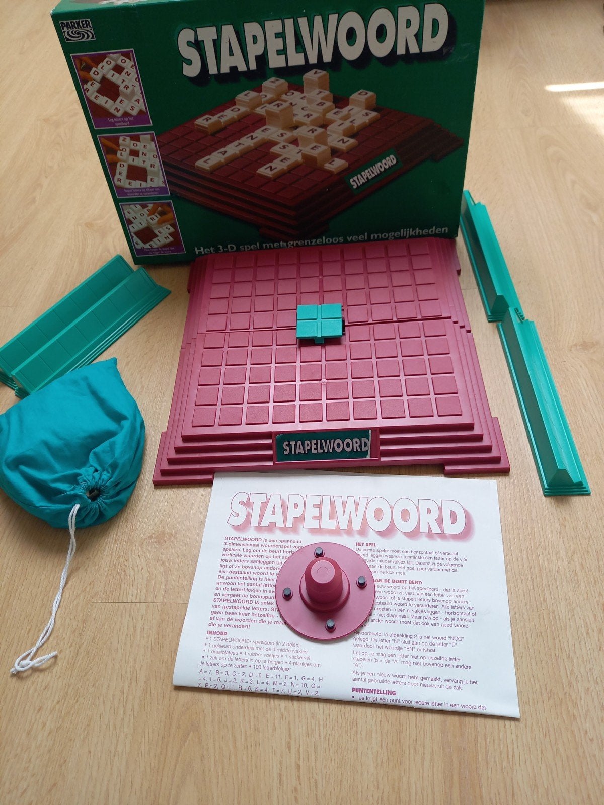 Stapelwoord, kwist't triominos,Scrabble,Woord Yahtzee,, Vijf spelers of meer, Ophalen of Verzenden, Gebruikt, MB Spellen