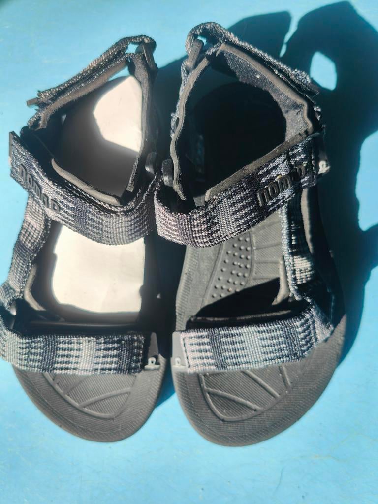 Nomad zwarte kinder sandalen. Nieuw. Maat 29., Ophalen of Verzenden, Nieuw, Overige typen