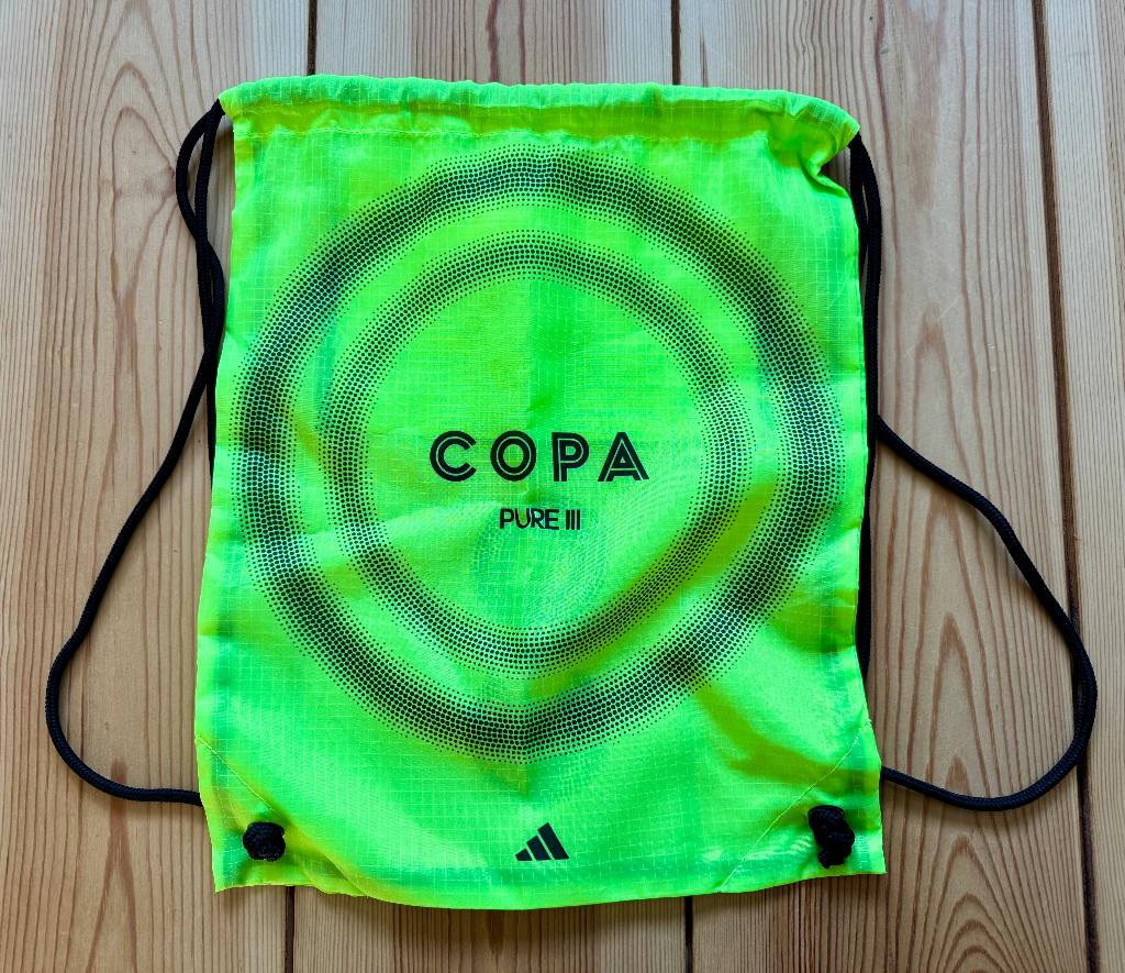 Adidas - Copa Pure III tas / gymtas - Geel Neon - Nieuw, Ophalen of Verzenden, Nieuw, Buitenlandse clubs, Overige typen