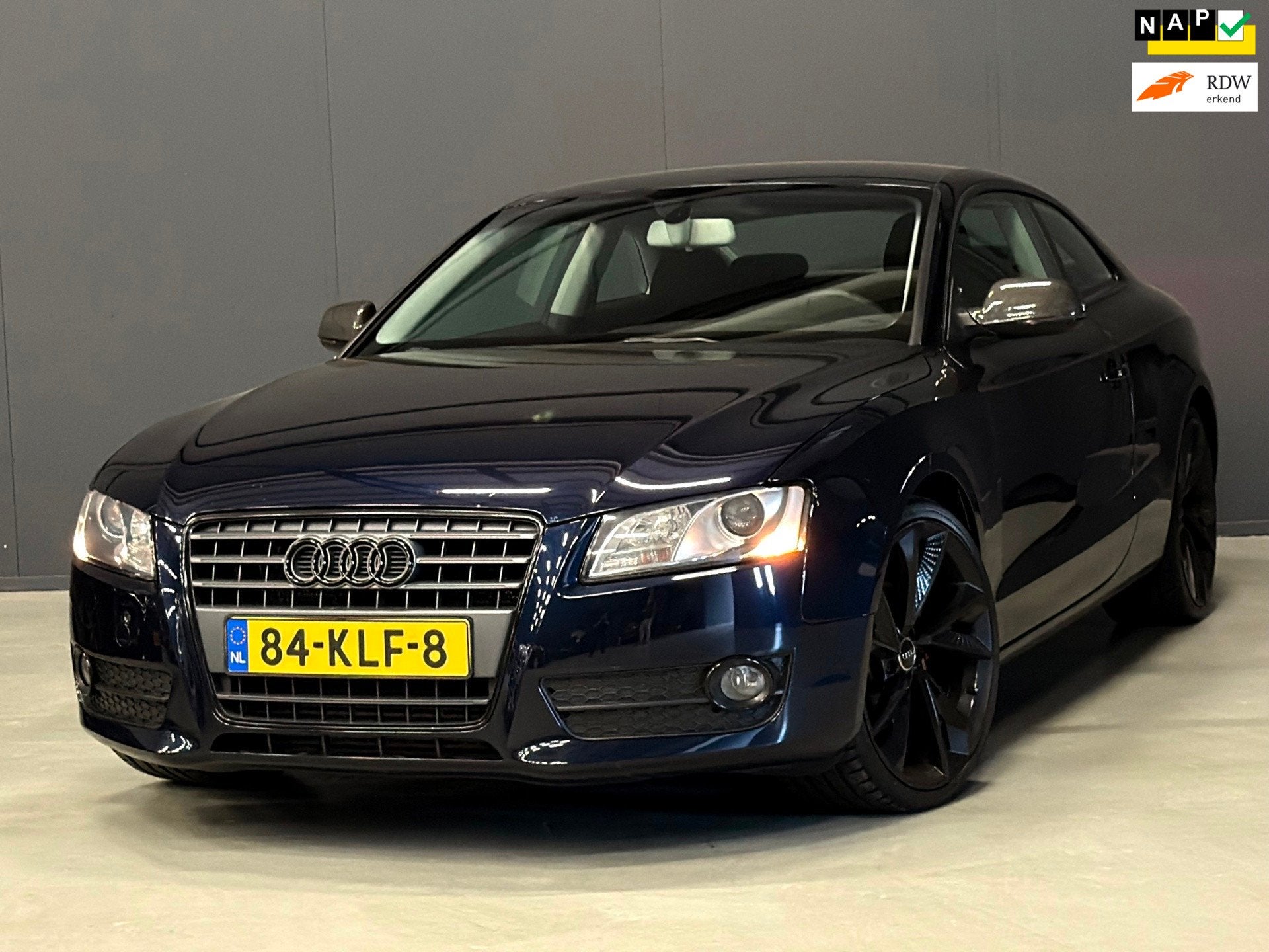 Audi A5 Coupé 1.8 TFSI COUPE AUTOMAAT PDC/CRUISE/XENON | KE, Auto's, Audi, Euro 5, Stof, Gebruikt, Zwart