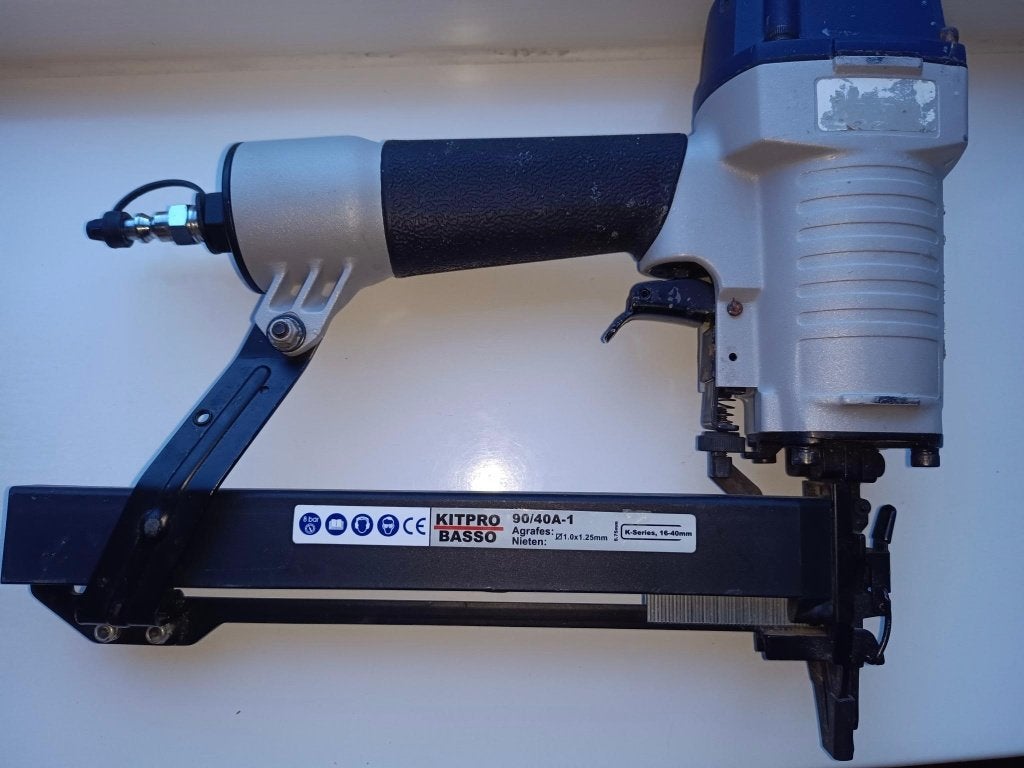 pneumatische tacker Kitpro Basso 90/40A-1., Ophalen of Verzenden, Zo goed als nieuw