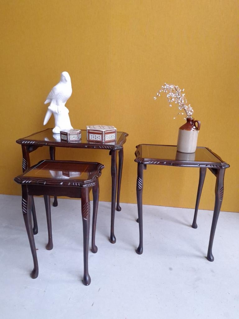 Engelse vintage nesting tables, mimiset, mini set, tafeltjes, Gebruikt, Vintage, Ophalen of Verzenden, Nvt