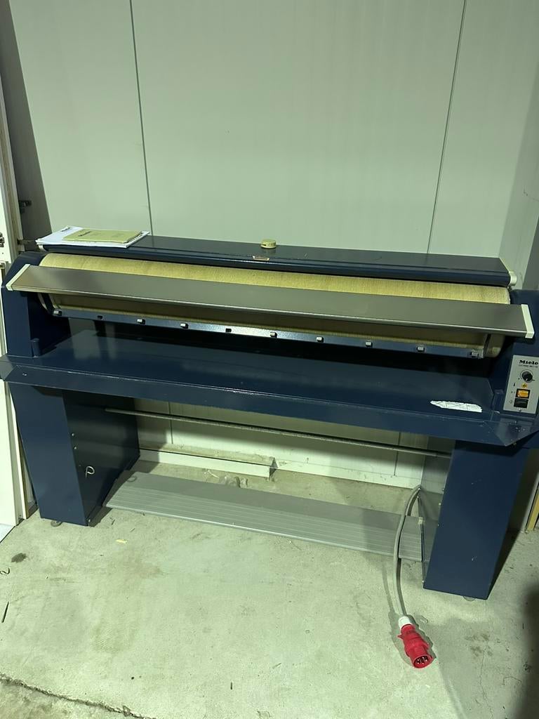 Miele HM 21-140 Professional mangel, Stomerij