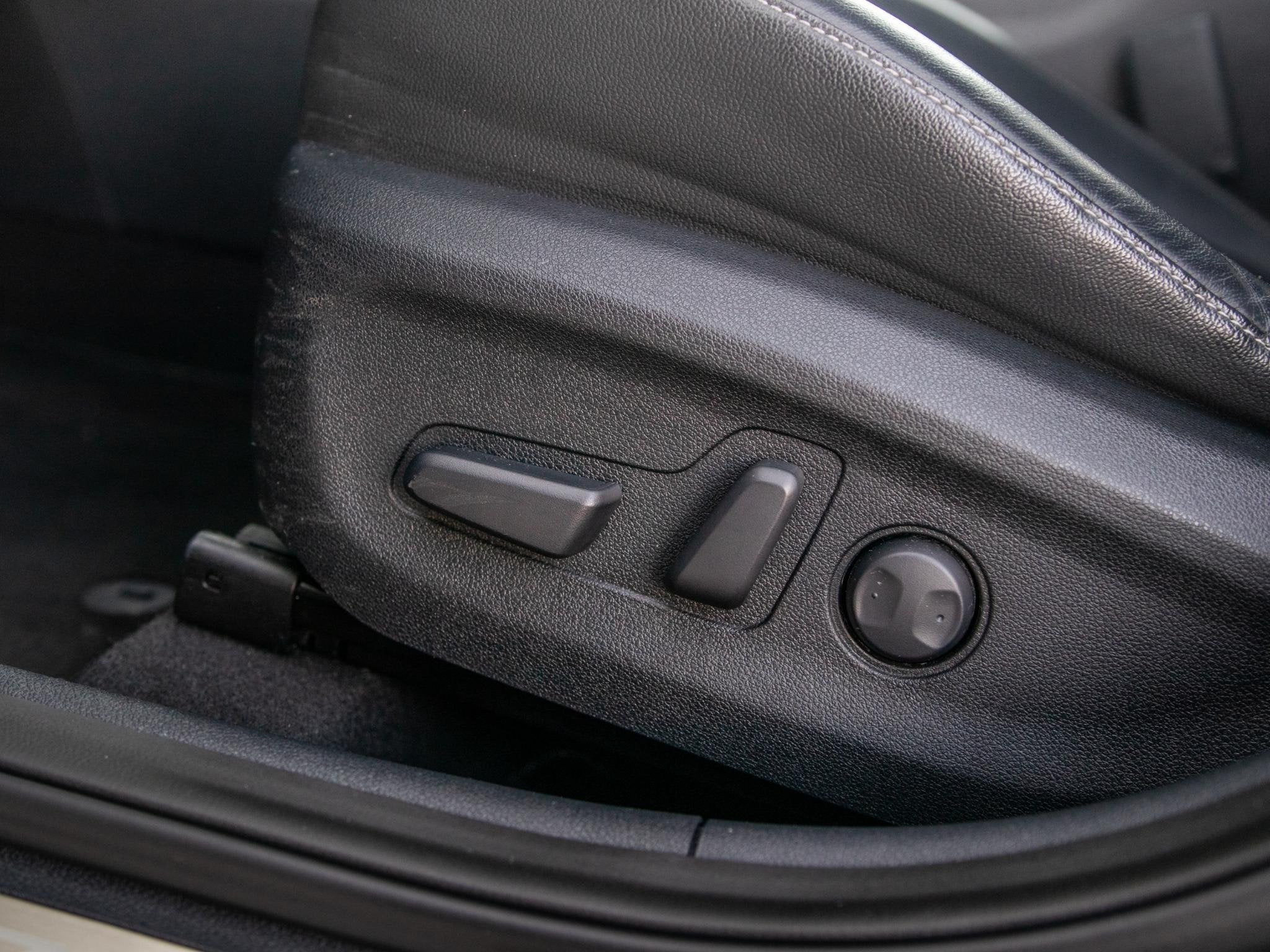 Foto 12 van Kia Niro 1.6 GDi Hybrid ExecutiveLine l lederen bekleding l