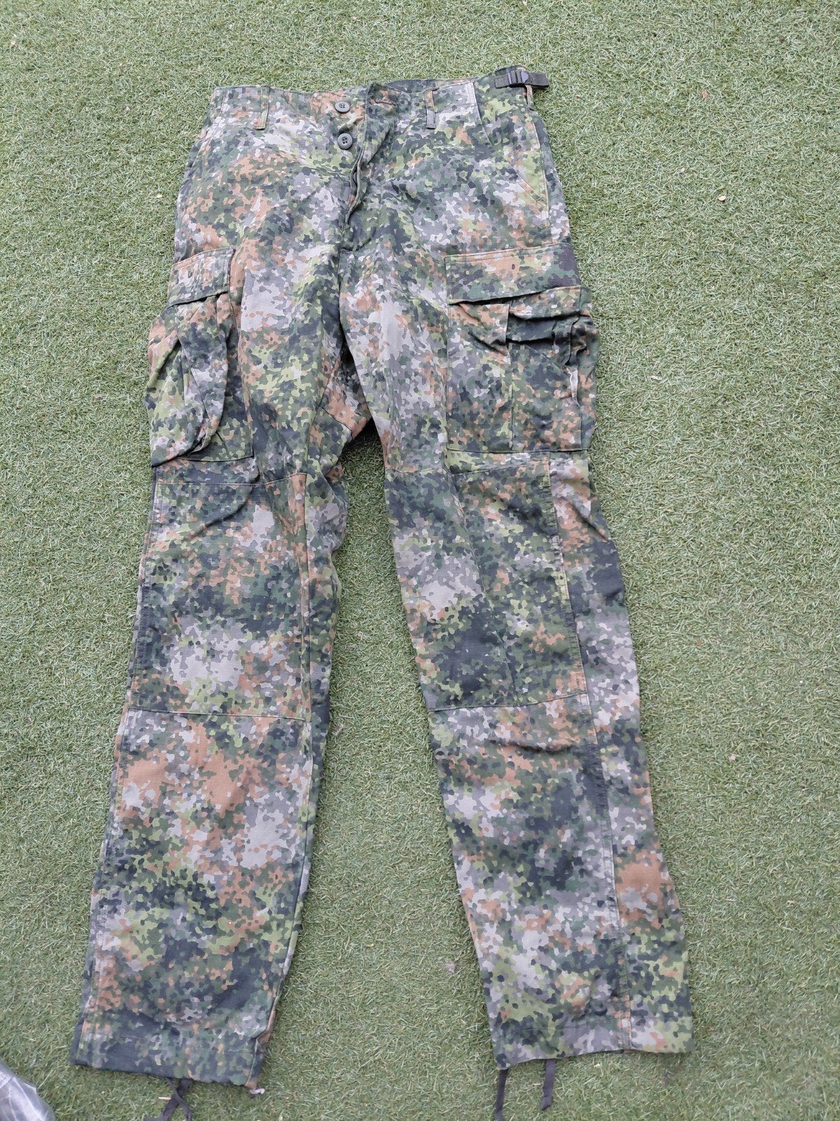 NFP camo broek nr 3, Verzamelen, Ophalen of Verzenden, Overige soorten, Nederland, Kleding of Schoenen