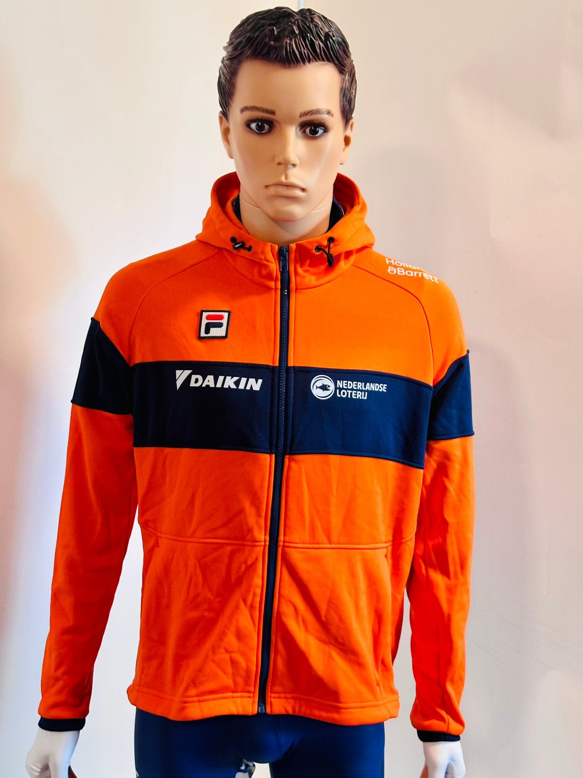 Sportkleding sportvest vest maat L Fila trui sporttrui, Maat 52/54 (L), Oranje, Ophalen of Verzenden, Zo goed als nieuw