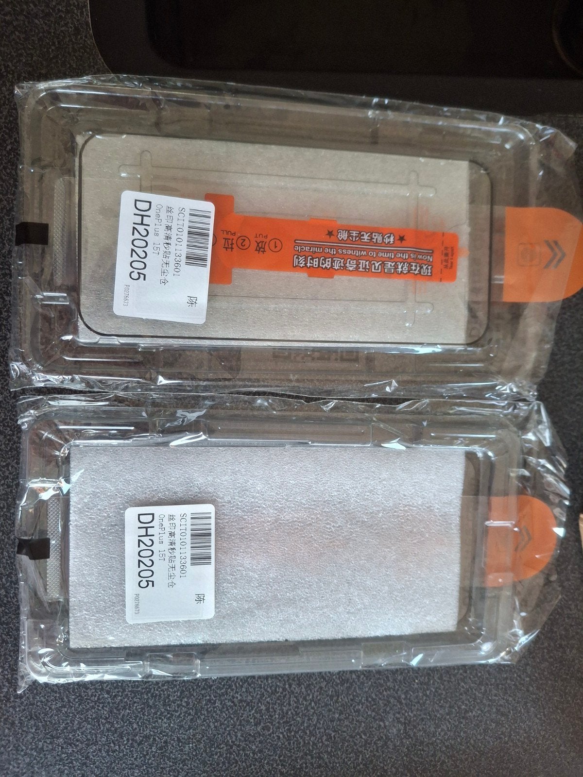 2 Nieuwe Screenprotectors Hard Plastic OnePlus 15T, Ophalen of Verzenden, Nieuw, Bescherming