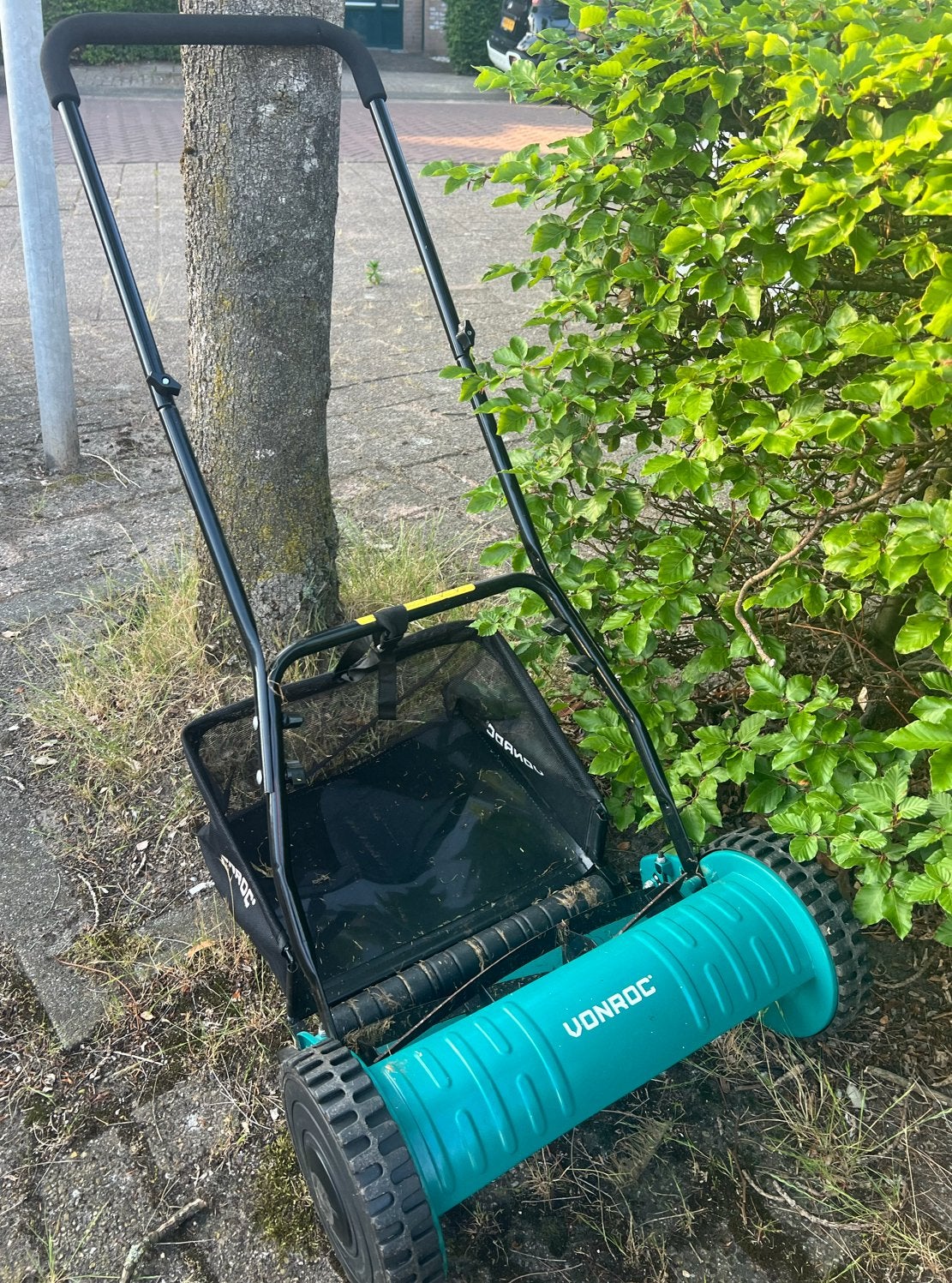 VONROC Handgrasmaaier met opvangbak, Tuin en Terras, Ophalen, Gebruikt, Handgrasmaaier, Opvangbak