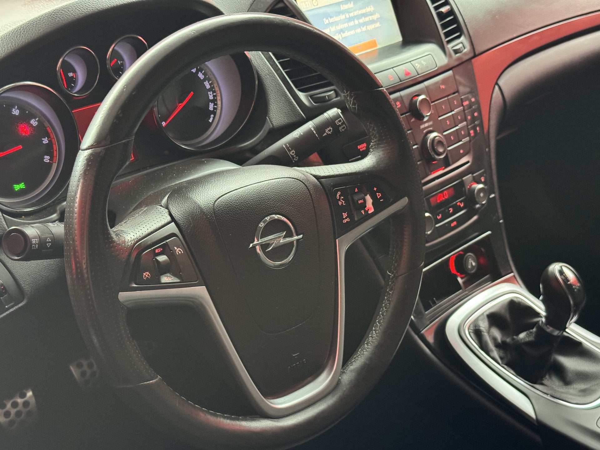Opel Insignia Sports Tourer 1.6 T Executive | Zo Mee | Inrui, Auto's, Opel, Euro 5, Stof, Gebruikt, Zwart