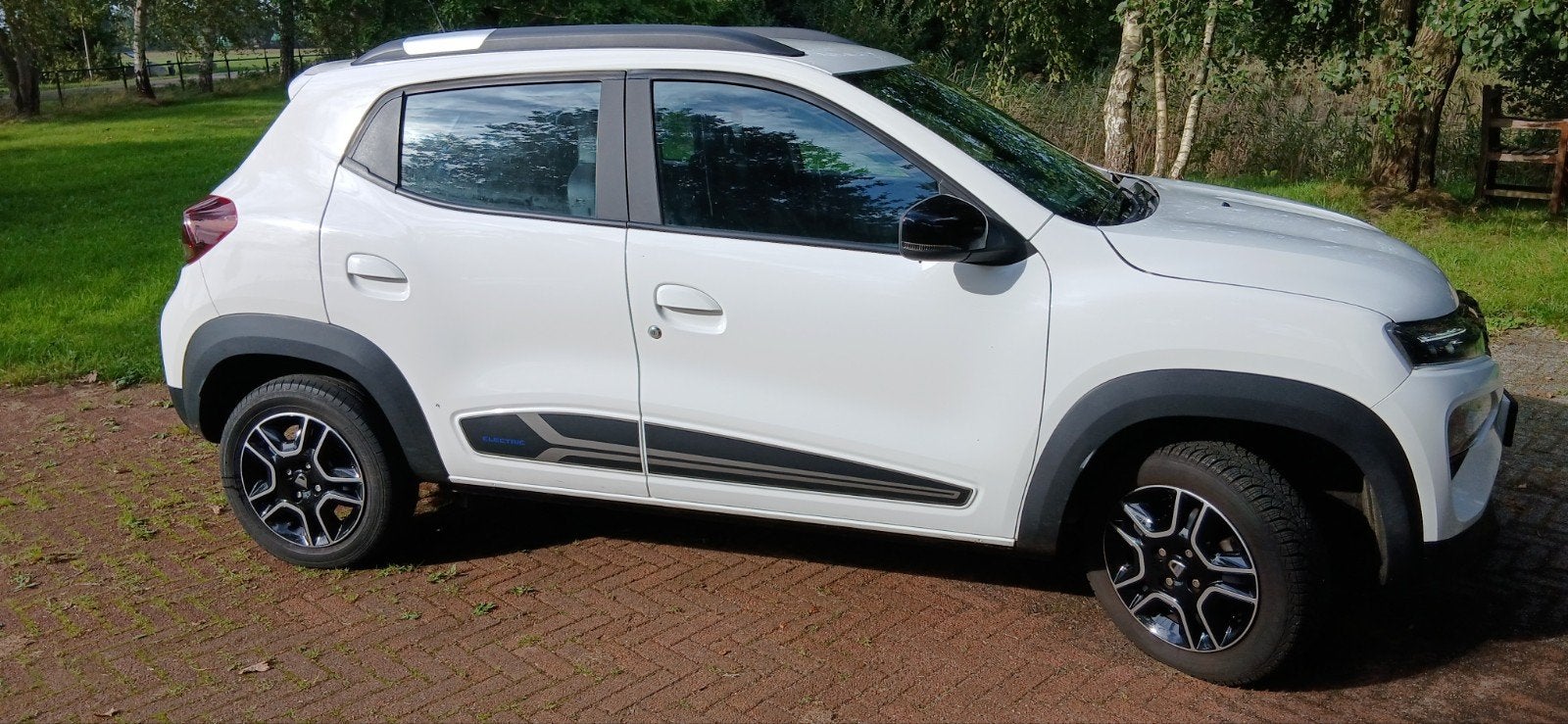 Dacia Spring comfort plus 100% Electrisch 2022 km 88764, Auto's, 38 min, 4 stoelen, Wit, Origineel Nederlands