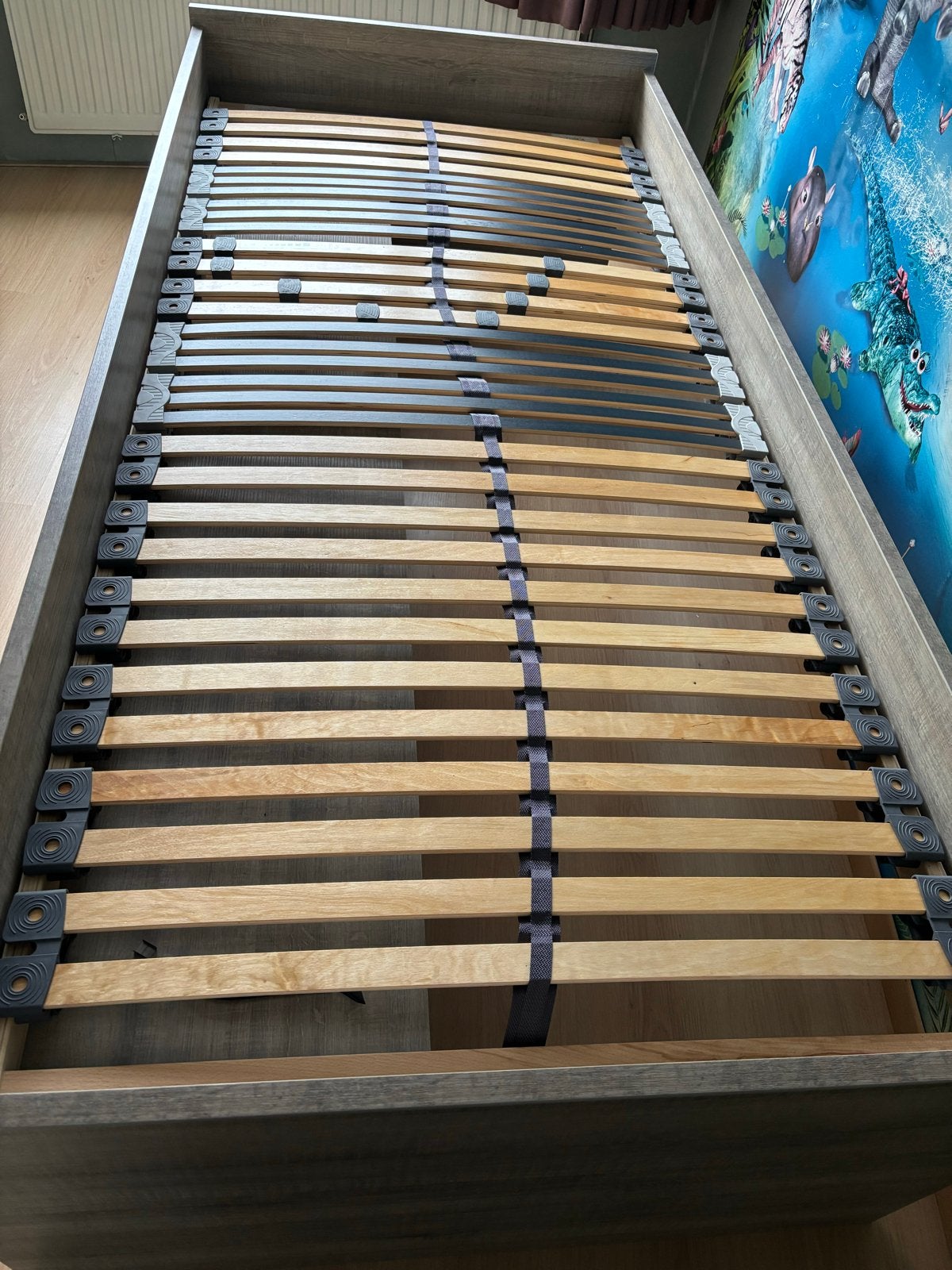Goed en stevig bed met opbergruimte 90x200, Ophalen, 90 cm, Eenpersoons, Zo goed als nieuw