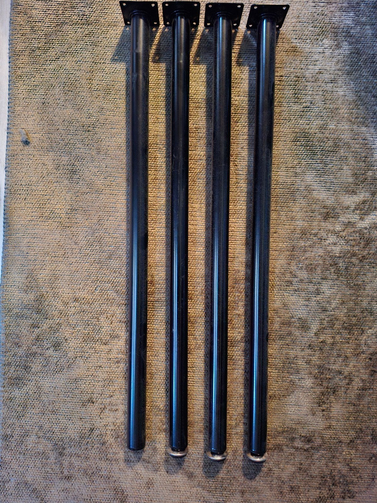 4 zwarte tafelpoten 70 cm Ikea, Ophalen, Rond, 50 tot 100 cm, 50 tot 100 cm