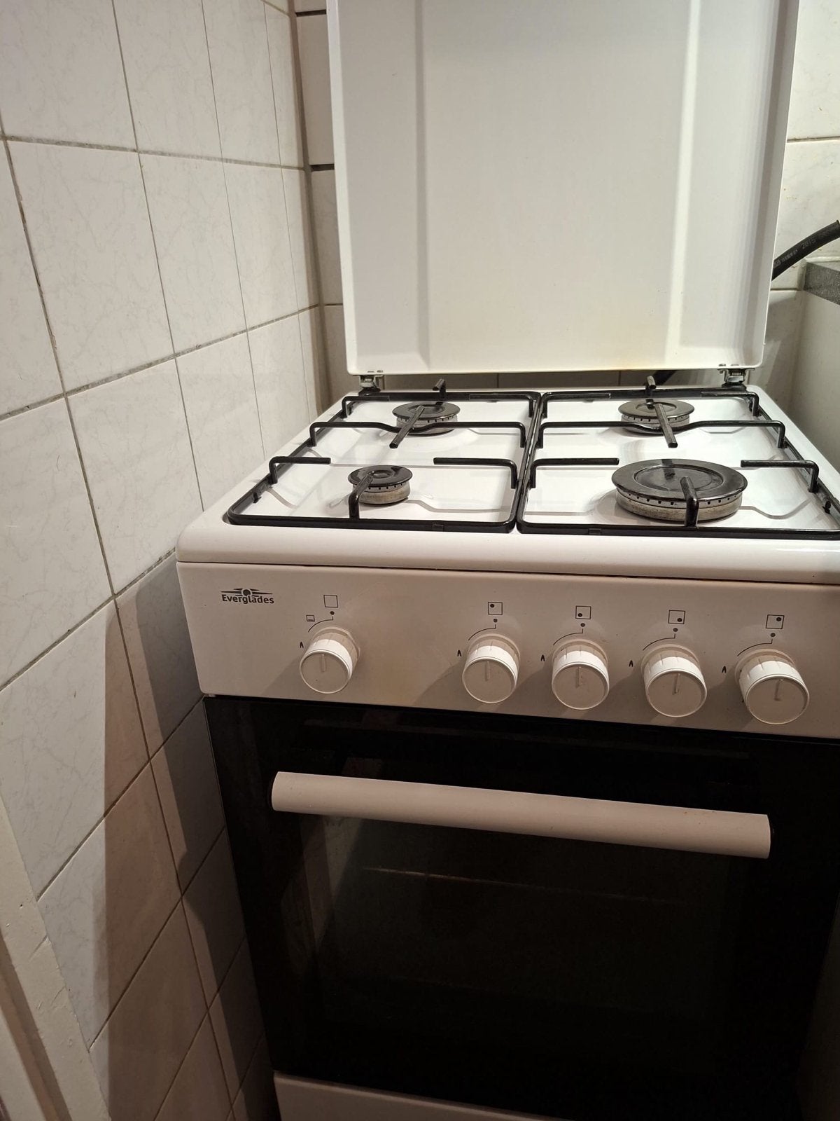 Everglades gasfornuis met gas oven - Wit, Witgoed en Apparatuur, Ophalen, Gebruikt, 4 kookzones, Gas