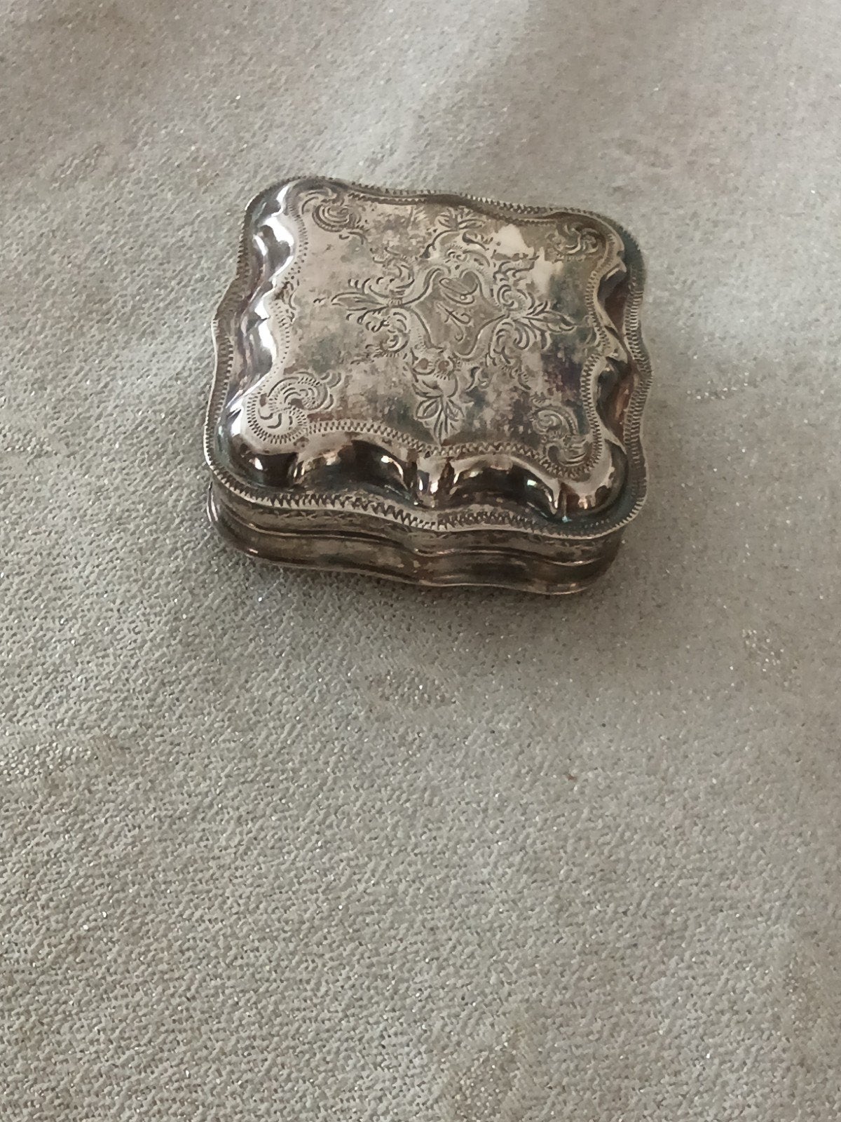 antiek zilver doosje., Antiek en Kunst, Ophalen of Verzenden, Zilver