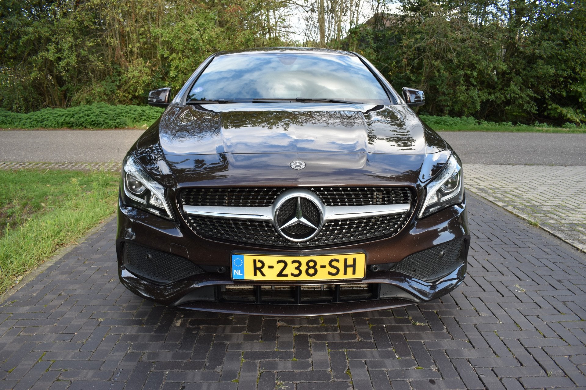 Mercedes-Benz CLA-Klasse Shooting Brake 180 Business Solutio, 730 kg, Gebruikt, Euro 6, 4 cilinders