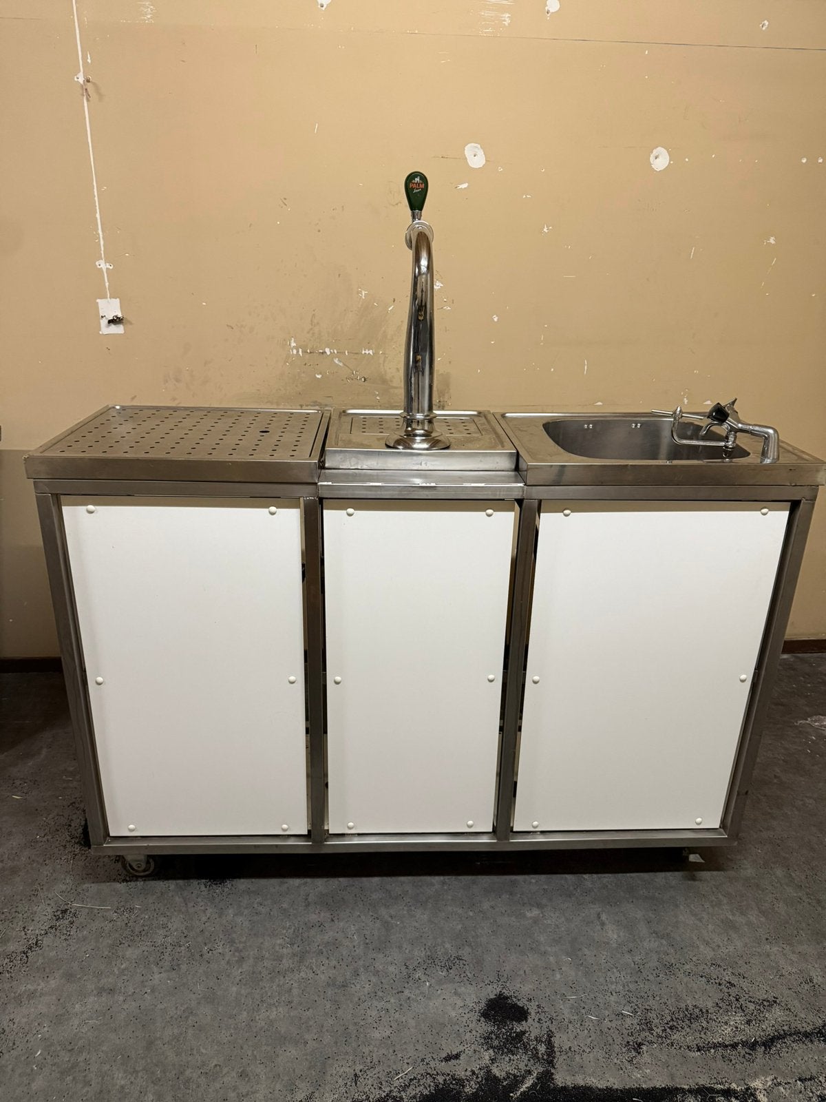 Super strakke bar met tap, Ophalen, Zo goed als nieuw, Overige merken