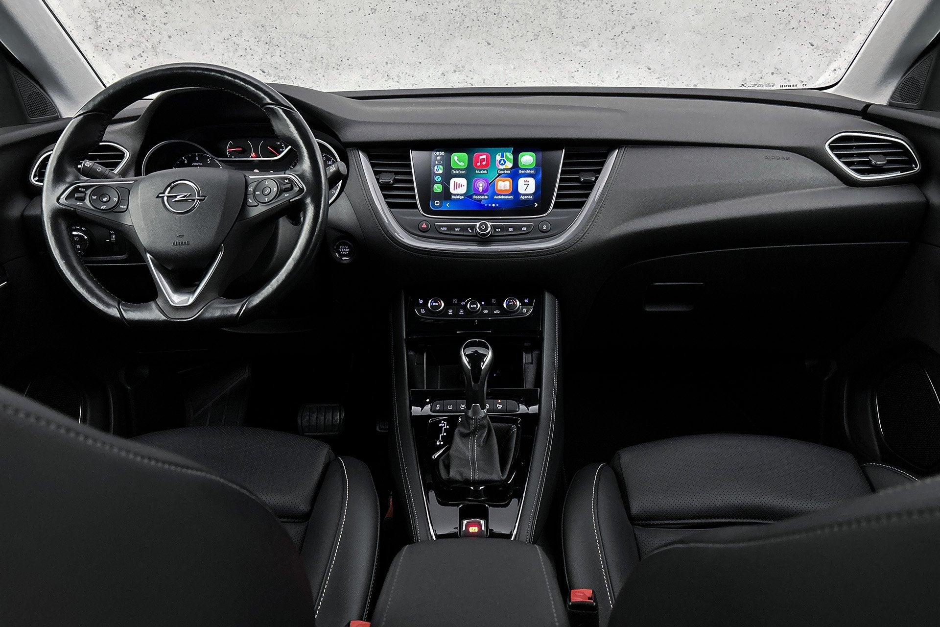 Opel Grandland X 1.2 Turbo Ultimate | Lederen bekleding | St, Gebruikt, 1199 cc, Automatische klimaatregeling, Wit